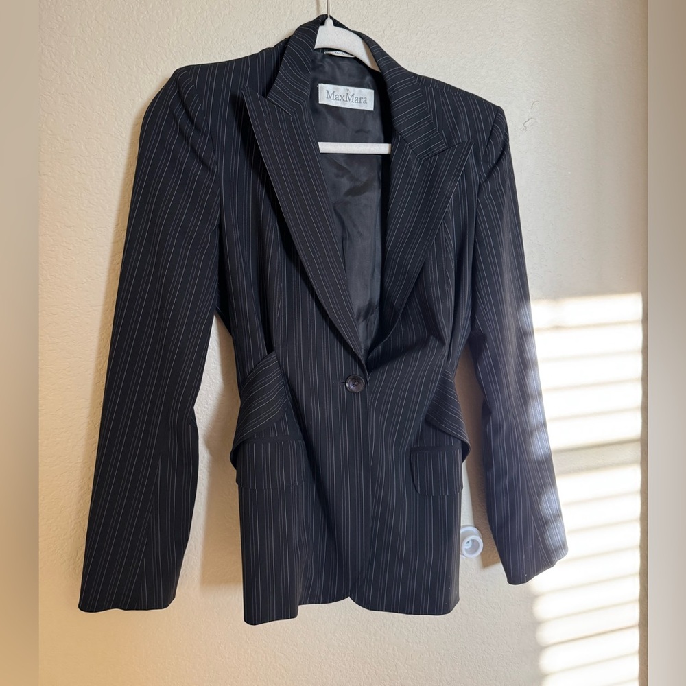 MaxMara Wool Pin Striped Fitted Blazer Jacket‎ Sz 6 in Black Grey Tailored Fit